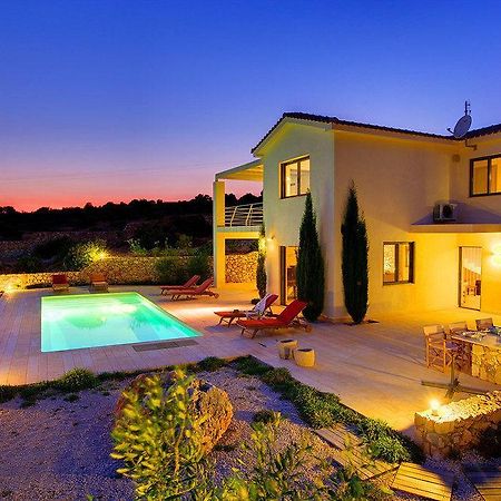 Ideales Resort Mousata Екстериор снимка