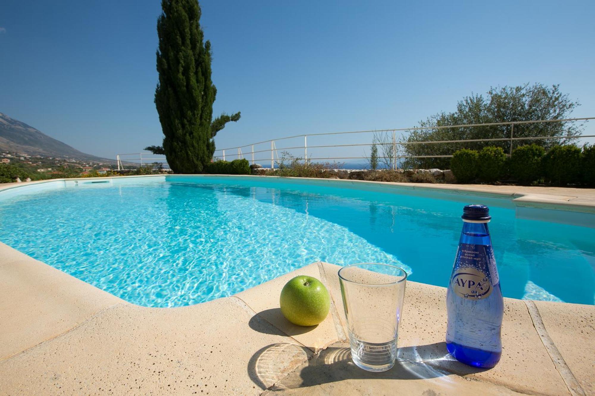 Ideales Resort Mousata Стая снимка