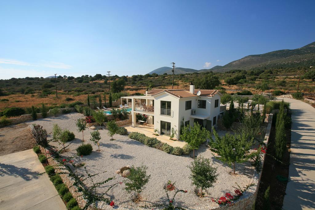Ideales Resort Mousata Екстериор снимка